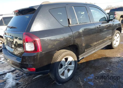 2016 Jeep Compass Latitude из США, поврежденный, VIN 1C4NJDEB0GD733270